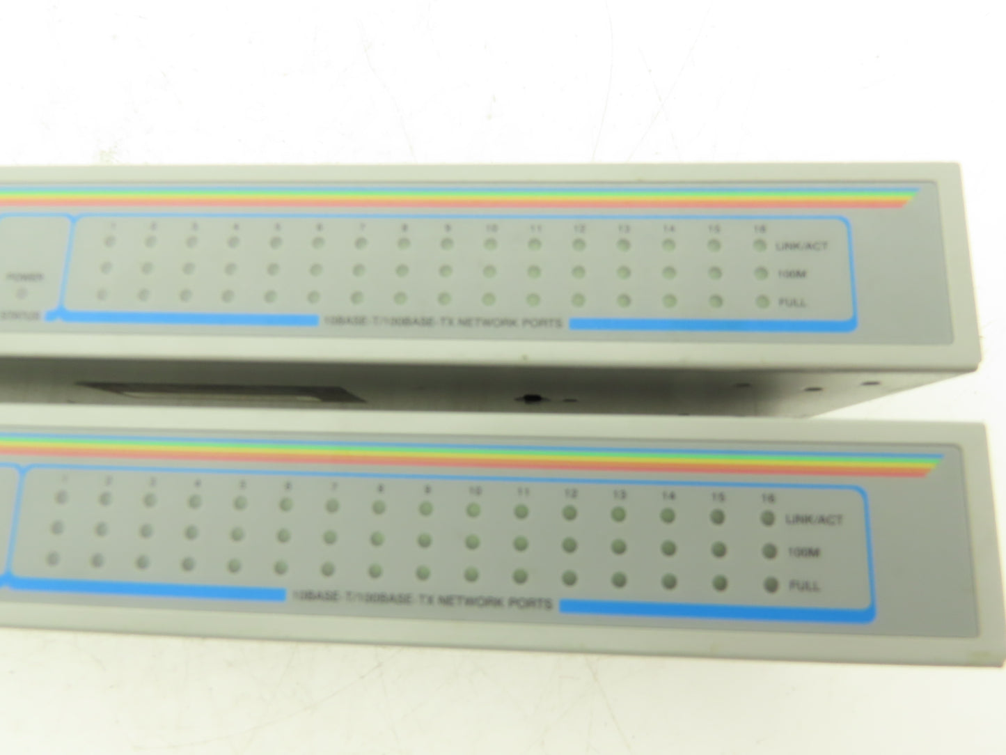 AT FS716TXL Fast Ethernet Switch CentreCOM 16 Port 100-240VAC 0.4A Lot of 2