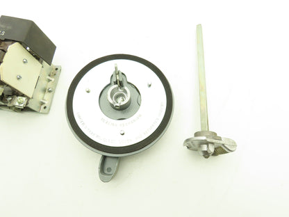 Cuttler Hammer 10904H2A Disconnect Switch 30A 600VAC 25HP 3PH Non Fused