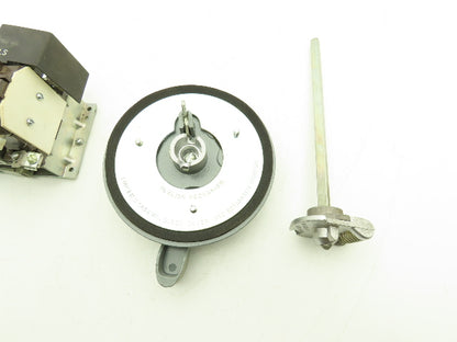 Cuttler Hammer 10904H2A Disconnect Switch 30A 600VAC 25HP 3PH Non Fused