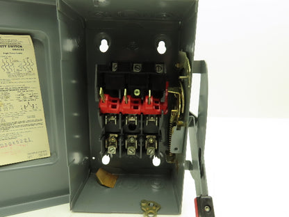 Square D H 321 Fused Safety Disconnect Switch 30A 240VAC 7.5HP 3Ph New