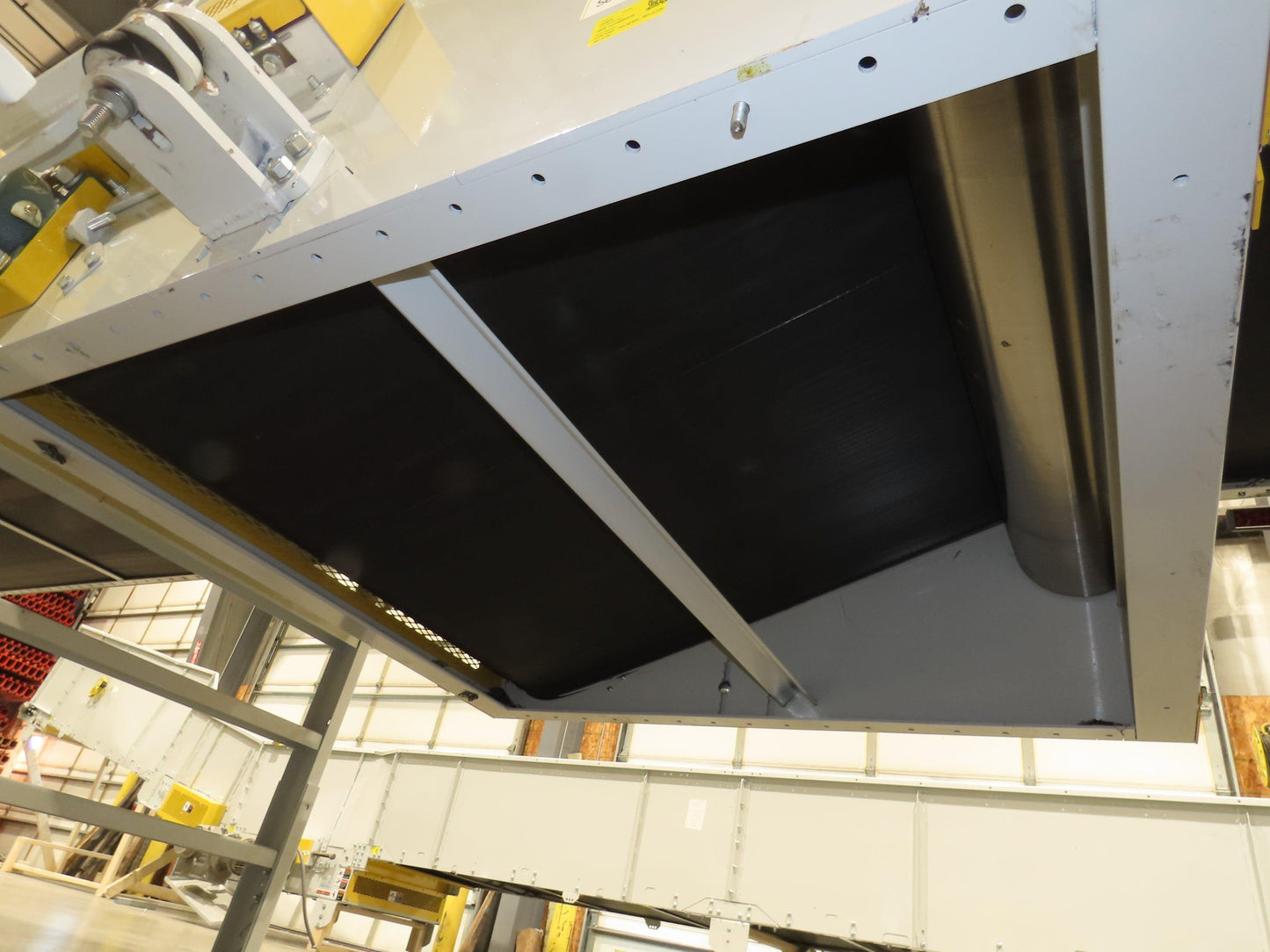 Hytrol BPC 49"x 50' 6" Slider Bed Conveyor 47"Belt 7.5Hp 3PH Center Drive 124fpm