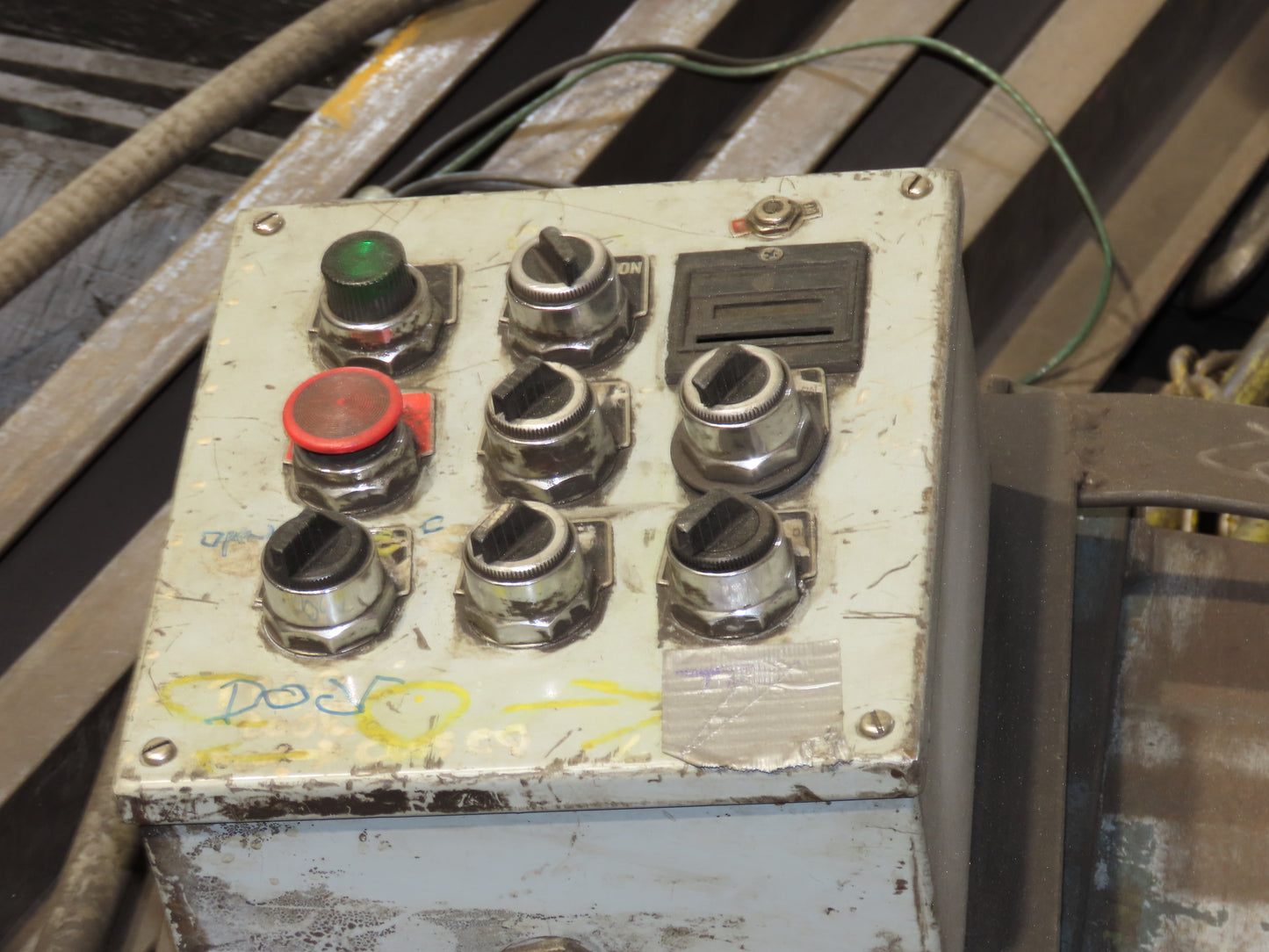 Cincinnati 4SE12 Hydraulic Metal Shear 12' x 1/2" Squaring Back Gauge Unloader