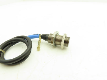 Keyence EV-118M Proximity Sensor  Lot of 5
