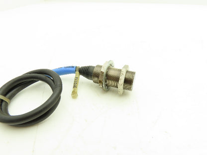 Keyence EV-118M Proximity Sensor  Lot of 5