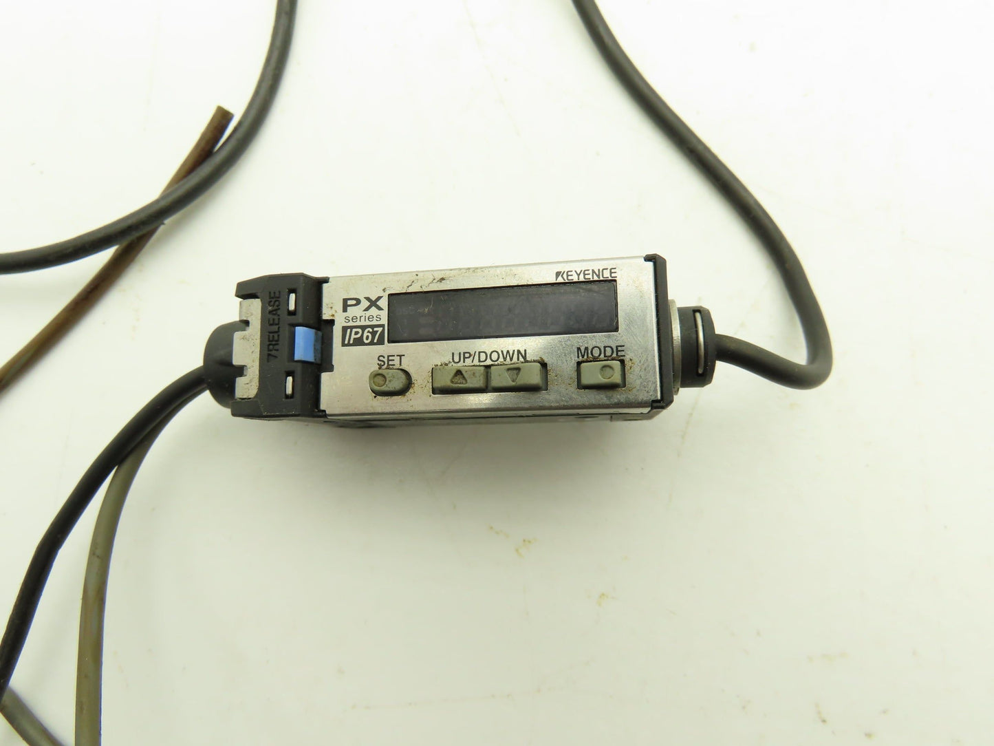 Keyence PX-10P Photoelectric Sensor Amplifier Unit PNP  Lot of 2