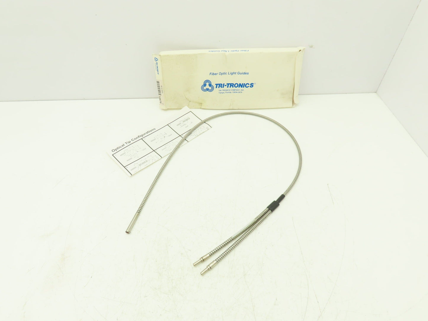 Tri-Tronics BF-A-36RS Fiber Optic Cable Right Side View Bifricated 36"