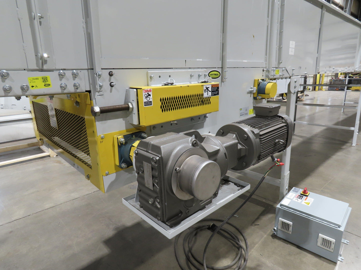 Hytrol BPC 49"x 64' Slider Bed Conveyor 47"Belt 7.5Hp 3PH Center Drive 170fpm