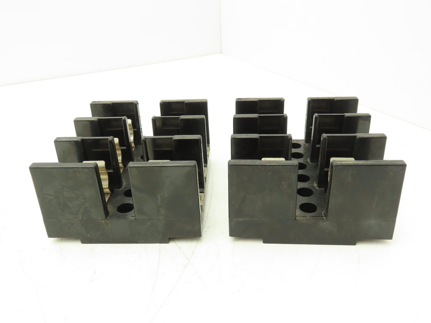 Utsunomiya Electric FHJ1-3 FHJ2-3 Fuse Holder 3-Pole 30A 60A 600V Lot of 2