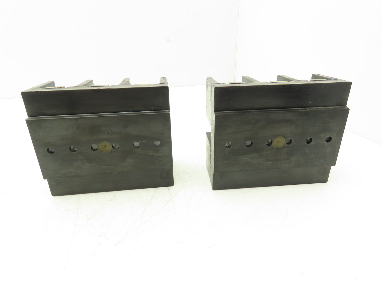 Utsunomiya Electric FHJ1-3 FHJ2-3 Fuse Holder 3-Pole 30A 60A 600V Lot of 2