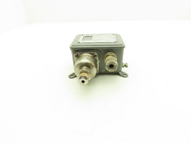 SMC OPL-550-3WS Differential Pressure Switch 0.02-0.5MPa