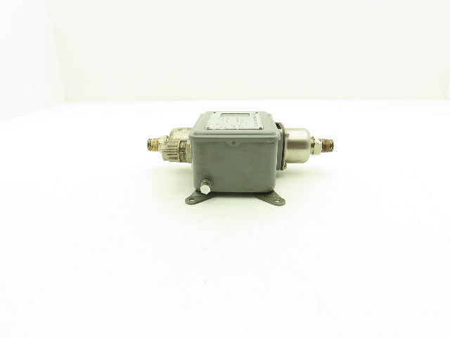 SMC OPL-550-3WS Differential Pressure Switch 0.02-0.5MPa
