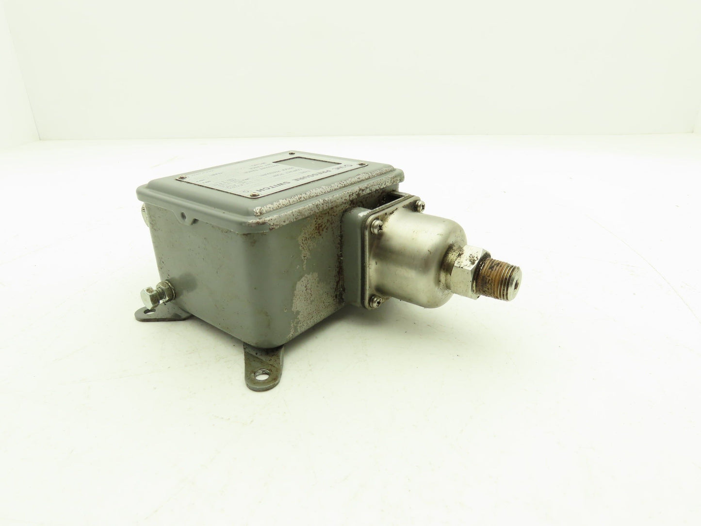 SMC OPL-550-3WS Differential Pressure Switch 0.02-0.5MPa