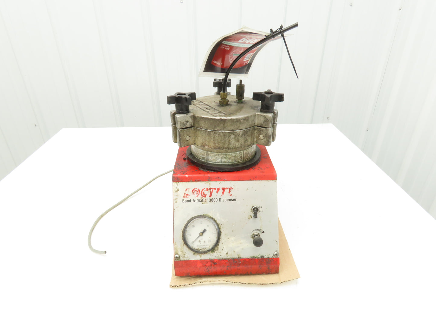 Loctite Bond-A-Matic 3000 Light Viscosity Adhesive Reservoir