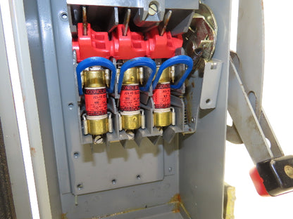 Square D H361AWK Safety Disconnect Switch Fusible 30A 600V 30HP  3 Pole Ser D4