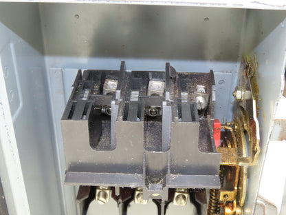 Square D HU361AWK Safety Disconnect Switch 30A 600V 30HP Non Fused 3 Pole Ser E1