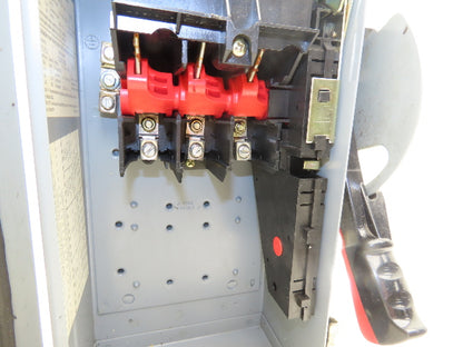 Square D HU361AWKEI Safety Disconnect Switch 30A 600V 30HP Non Fused 3 Pole