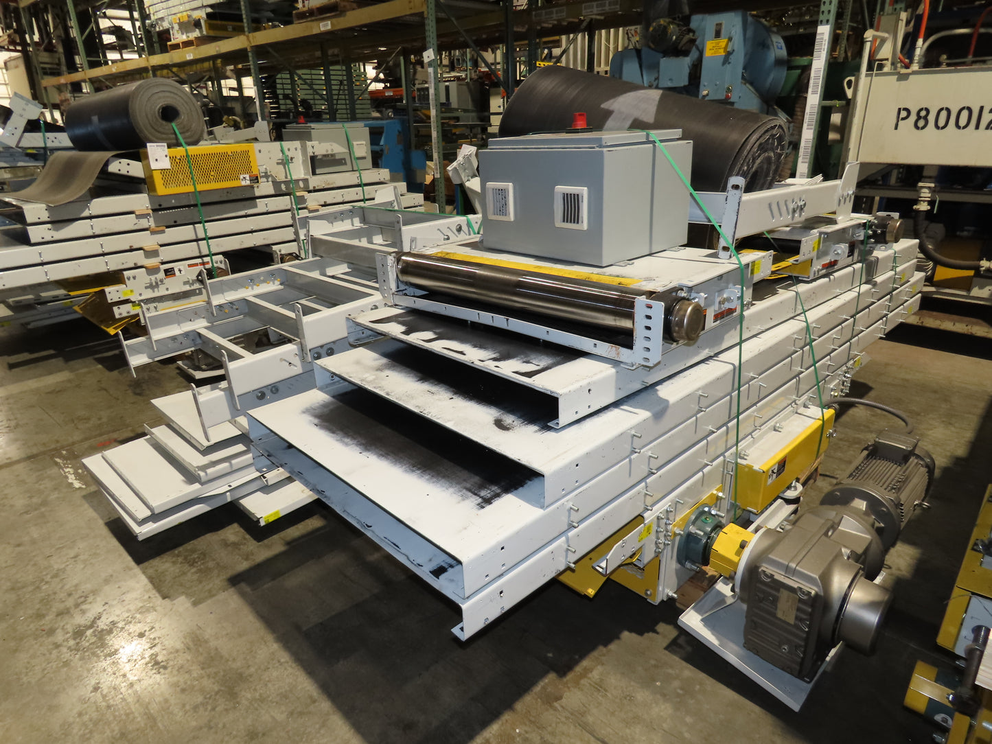 Hytrol HSSHD 37"x 50' Incline Belt Conveyor 7.5Hp 3PH Center Drive 114fpm 9' 5"H