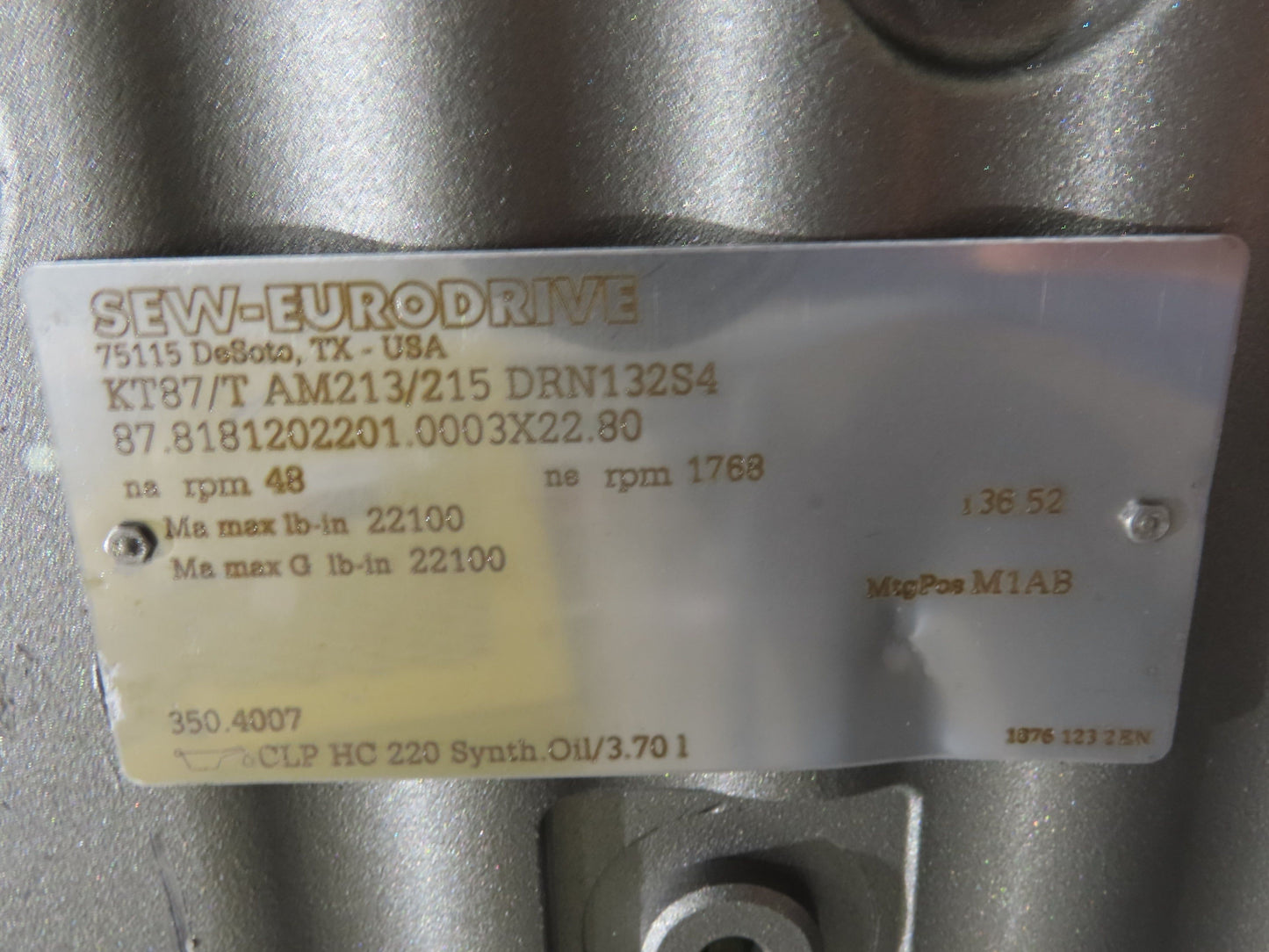 Hytrol HSSHD 37"x 50' Incline Belt Conveyor 7.5Hp 3PH Center Drive 114fpm 9' 5"H