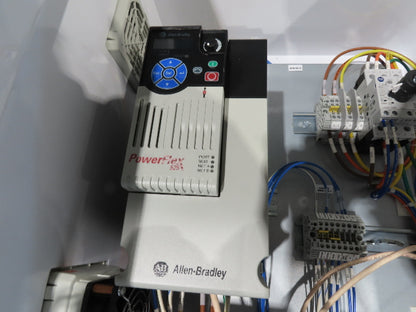 Hytrol HSSHD 37"x 50' Incline Belt Conveyor 7.5Hp 3PH Center Drive 114fpm 9' 5"H