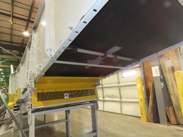 Hytrol HSSHD 37"x 50' Incline Belt Conveyor 7.5Hp 3PH Center Drive 114fpm 9' 5"H