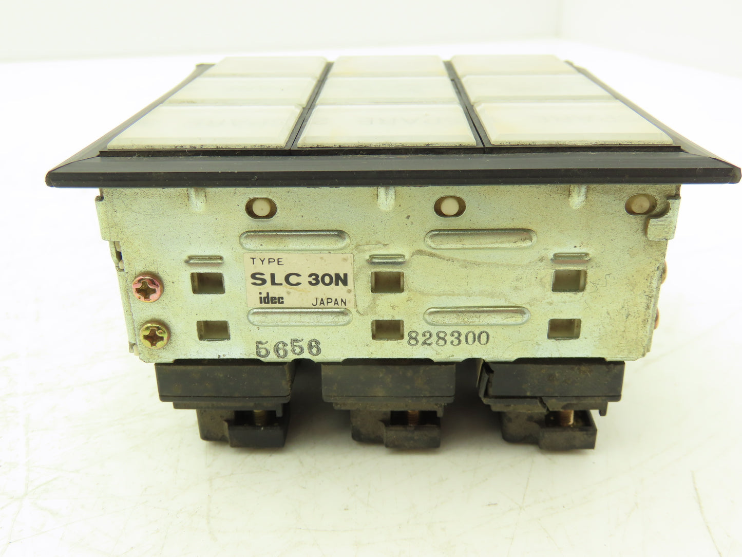 IDEC SLC 30N Annunciator 9-Position 3x3 Layout Lighted Indicator Panel