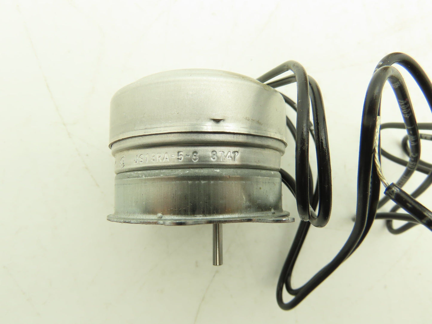 Synchron JS13RA-5-6 Stepper Motor 110VAC 1Ph 3W 60RPM