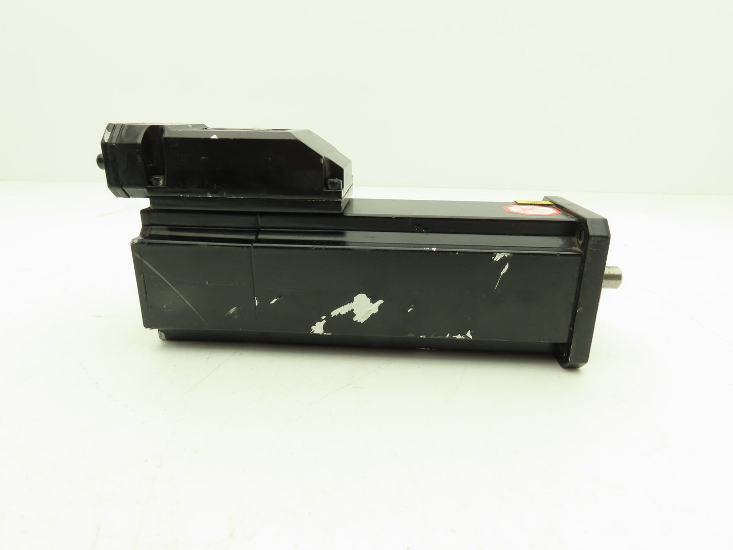 Elau SM 070-60-010-P0-45-M1-B0 AC Servo Motor 6000rpm 400V 6A 1.1Nm 000100 HW