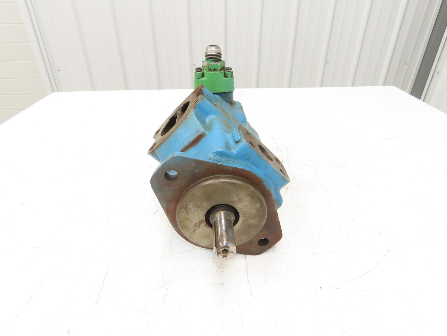 Vickers 2520V 21A 12 1CC 20 282 Hydraulic Double Vane Pump 21/12 GPM 2500 PSI