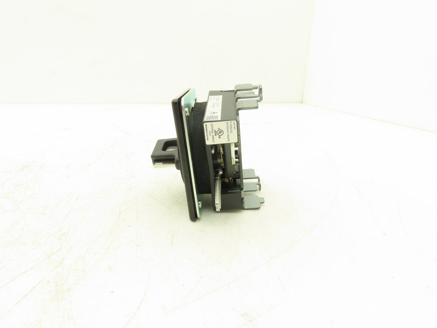 Mitsubishi LF DR F-03SVUL Circuit Breaker Operator Mechanism Disconnect Handle