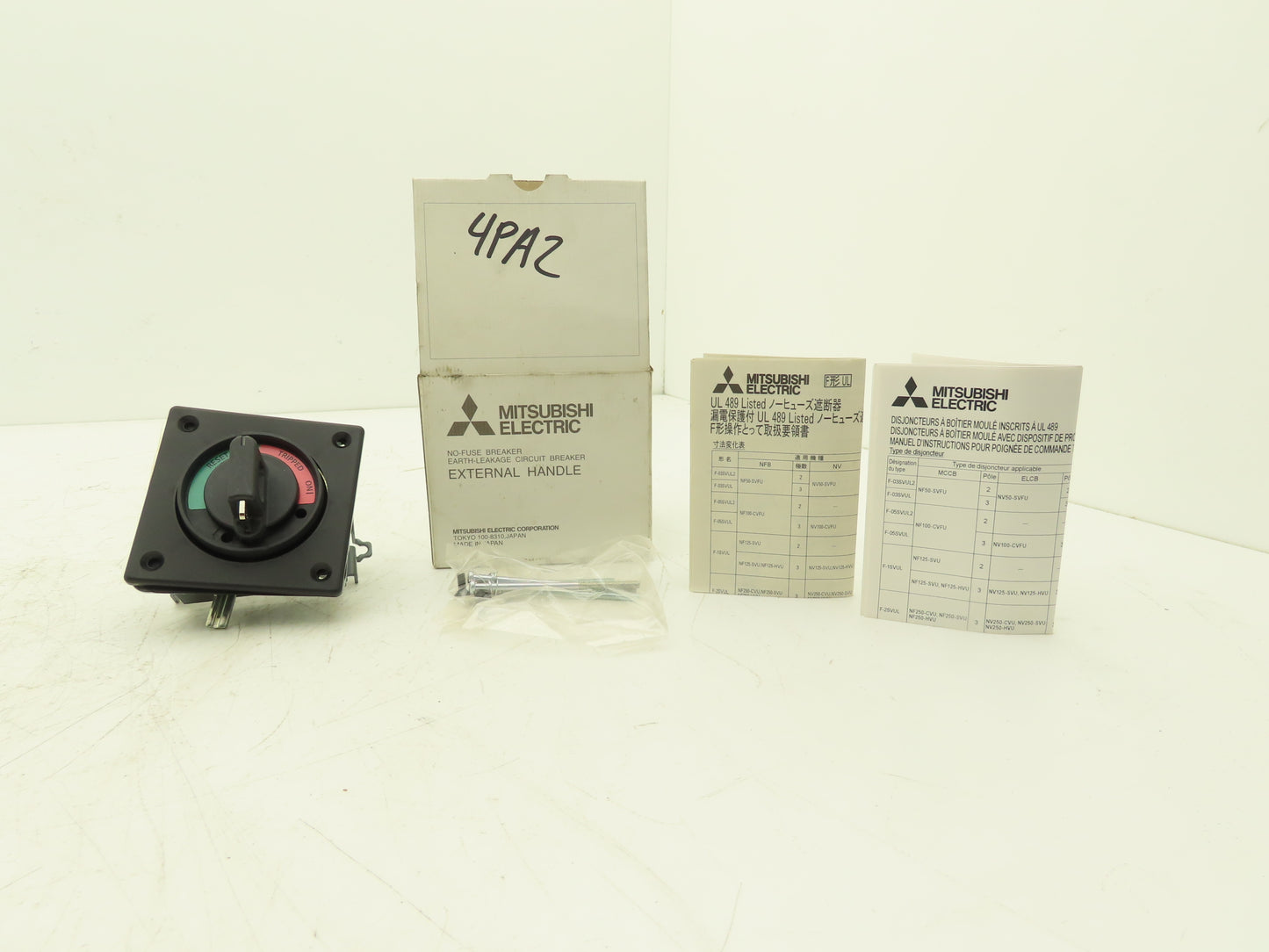 Mitsubishi LF DR F-03SVUL Circuit Breaker Operator Mechanism Disconnect Handle