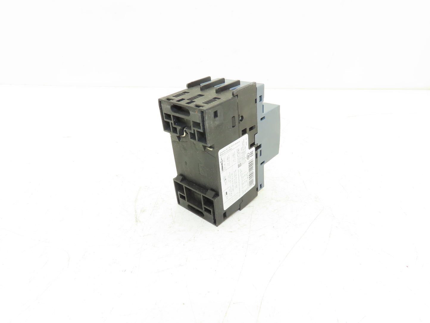 Siemens 3RV2011-0KA10 Circuit Breaker 0.9-1.25 Amp 600V 3/4HP 3Ph