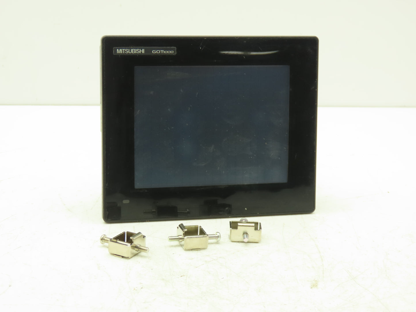 Mitsubishi GT1055QSBD 5.7" VGA Color Touch Panel 320x240p 24vdc Graphic Terminal