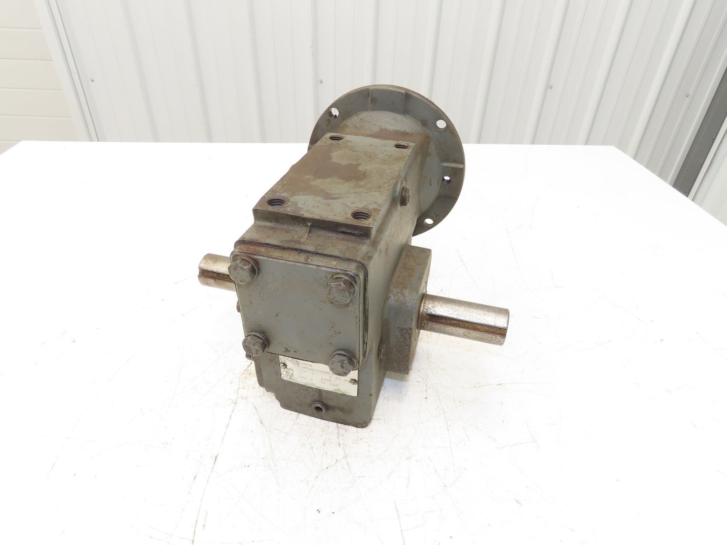 Winsmith 926MDN Gearbox 30:1 Reducer 1.33Hp 58rpm 143/145TC Dual Shaft *READ*