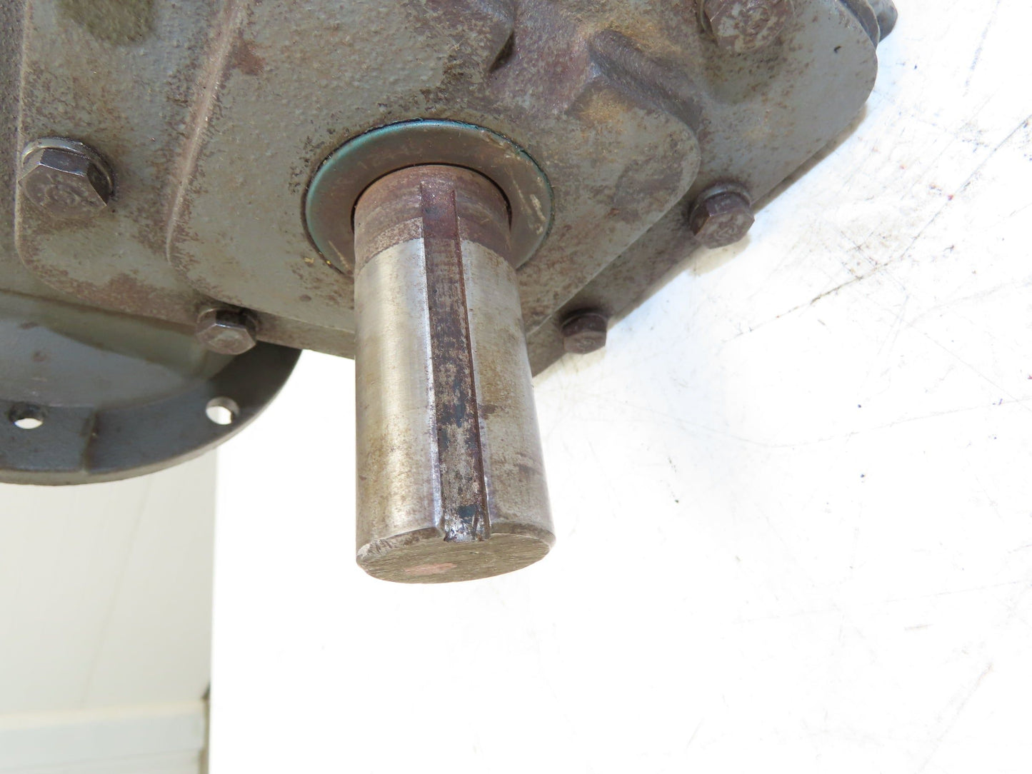 Winsmith 926MDN Gearbox 30:1 Reducer 1.33Hp 58rpm 143/145TC Dual Shaft *READ*