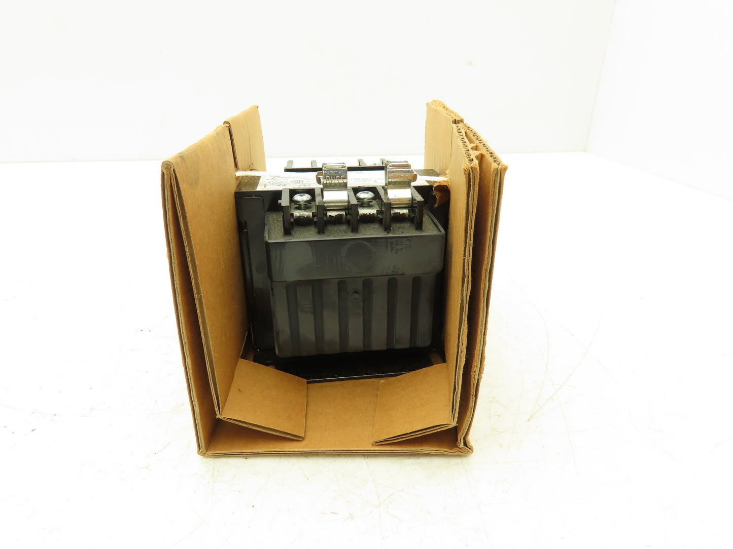 Hammond PT100MGMD Industrial Control Transformer 1PH HV 208/277/380 LV 24/120