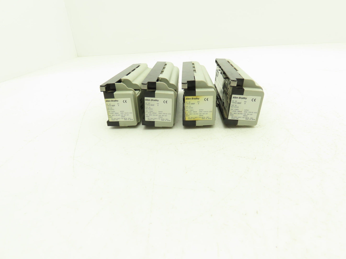 Allen Bradley 1791D-8B8P 8-Pt Input 8-Pt Output Block 24VDC Ser A Lot of 4