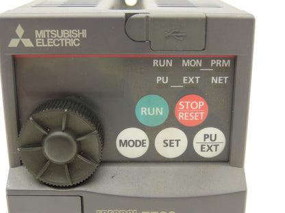 Mitsubishi FR-E720-0.4K Variable Frequency Drive Motor Inverter Control 0.4kW