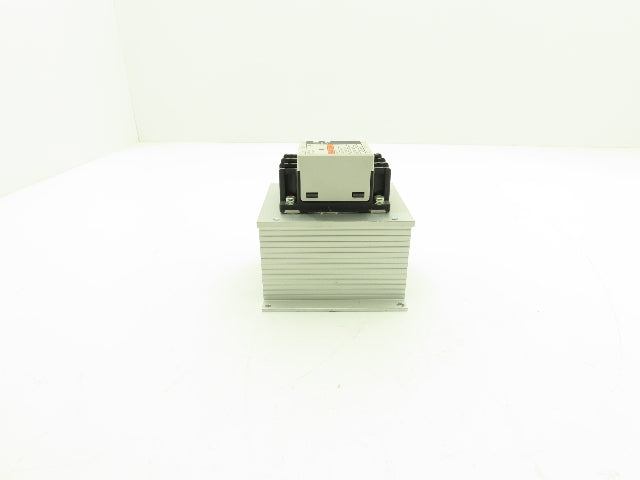 Fuji Electric SS502E-3Z-D3 Solid State Contactor Relay 240vac 50/60Hz .5A
