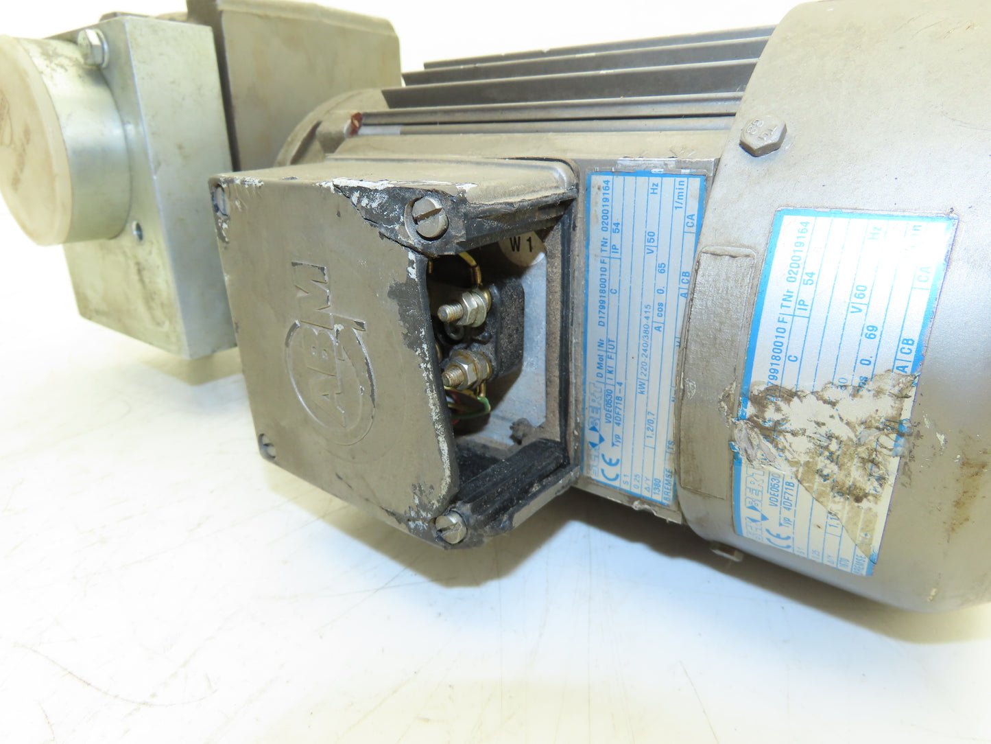 Schubert 4DF71B-4 Gearmotor 39:1 Ratio Reducer 43rpm .25kw 240/480VAC 3PH