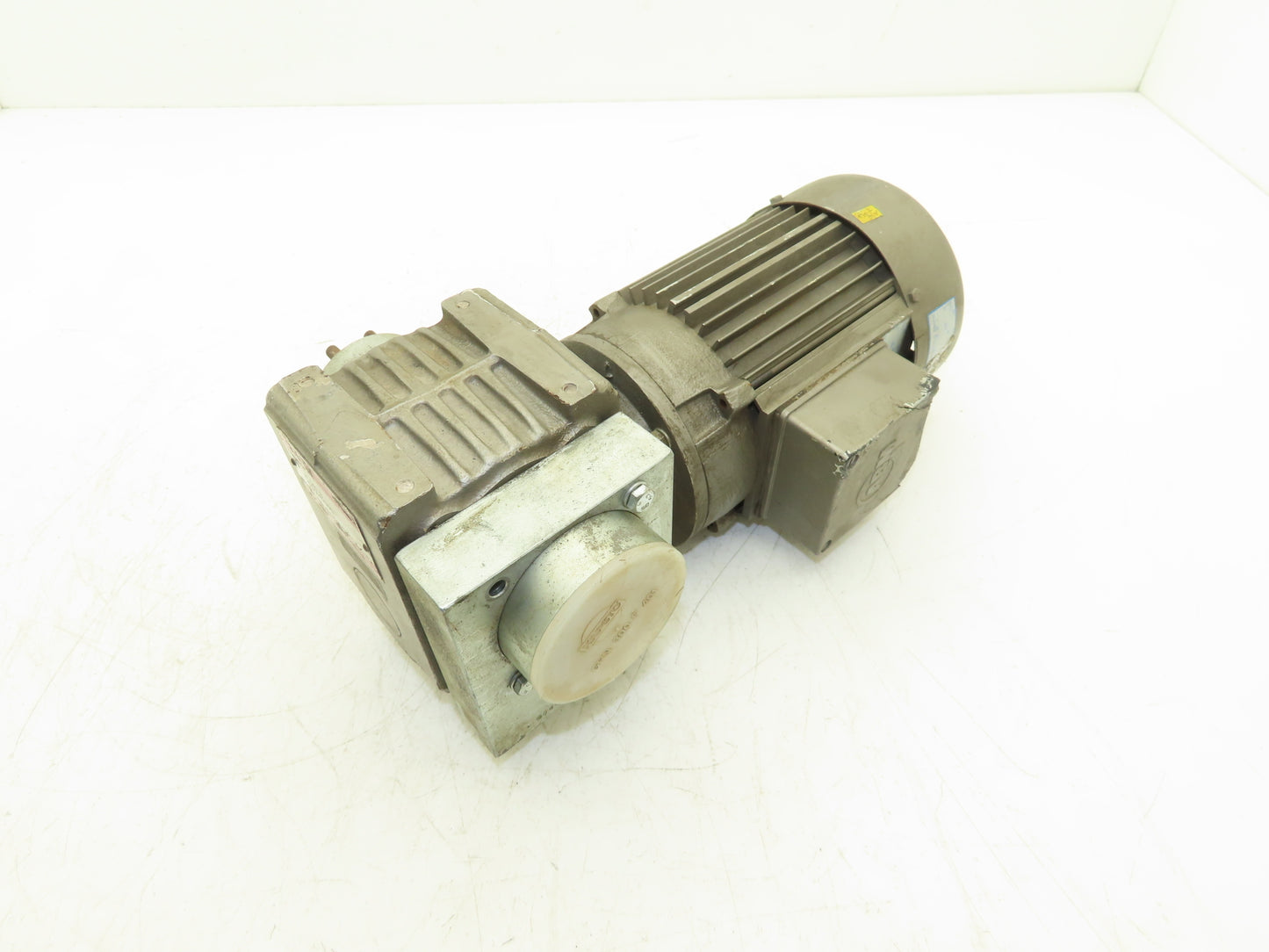 Schubert 4DF71B-4 Gearmotor 39:1 Ratio Reducer 43rpm .25kw 240/480VAC 3PH