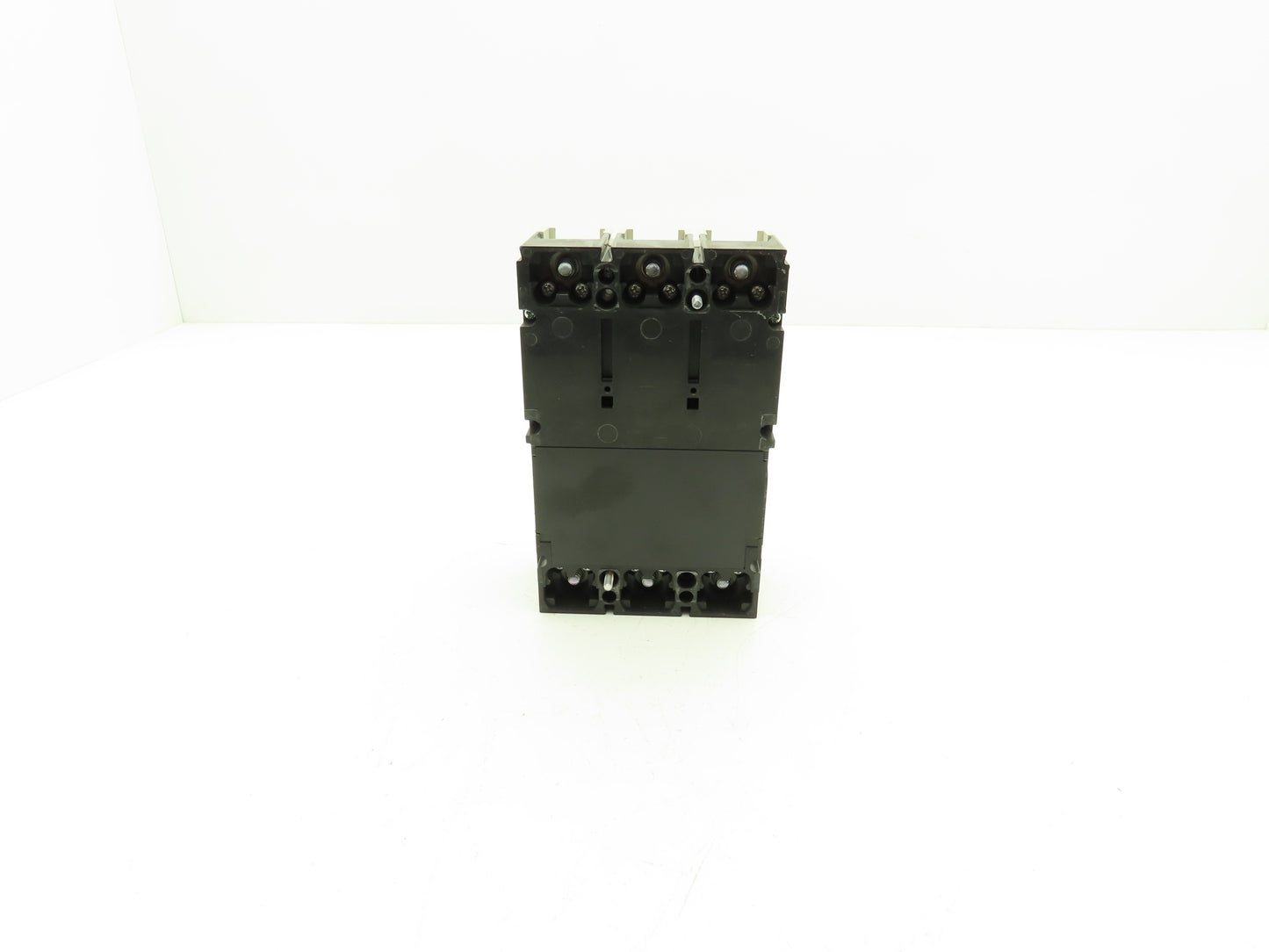 Mitsubishi Electric NV250-CV Circuit Breaker Ground Fault 200A 3Ph 100-440V
