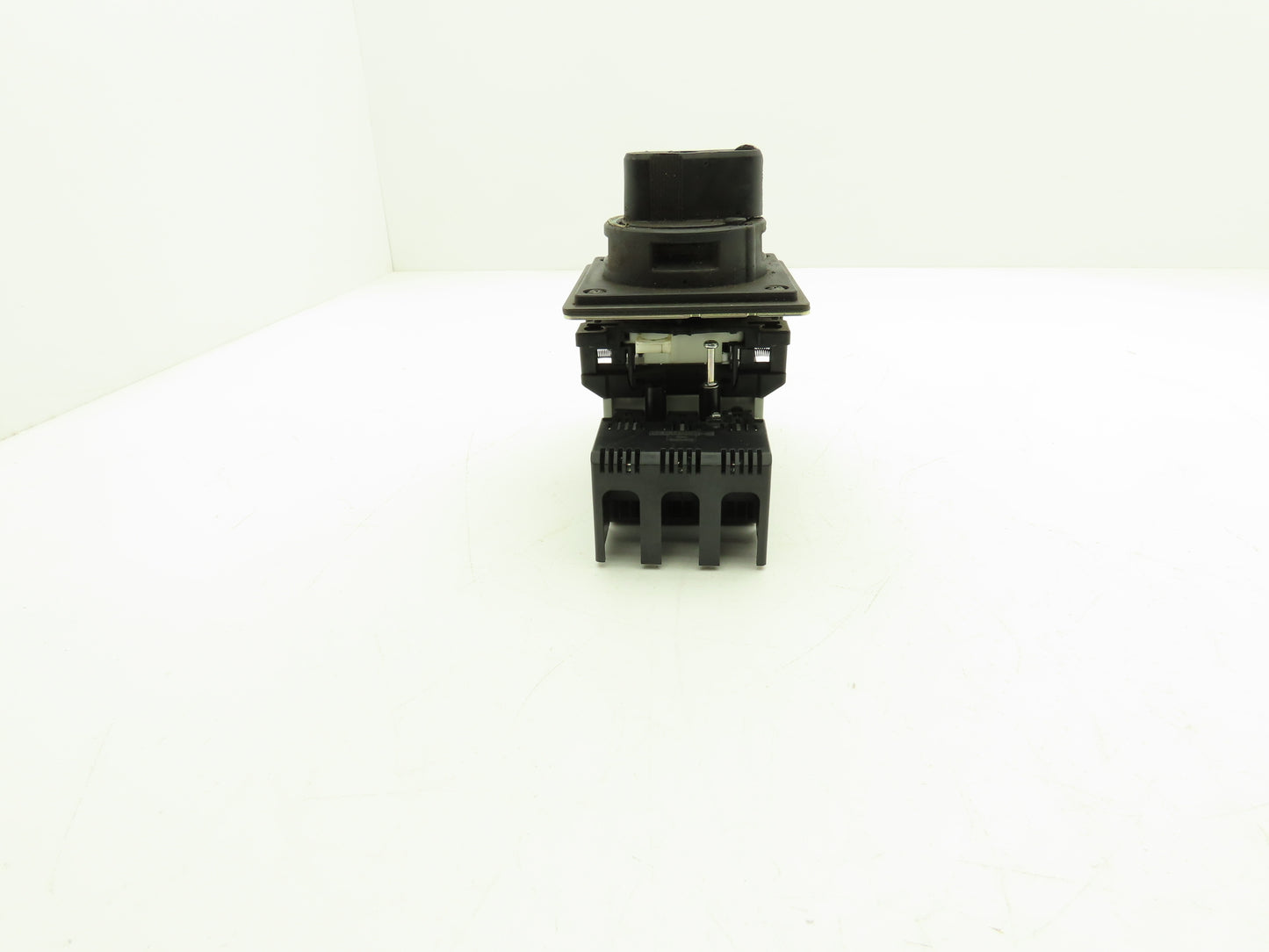 Mitsubishi Electric EG103CUL Circuit Breaker Earth Leakage 60A 100-440vac 3Pole