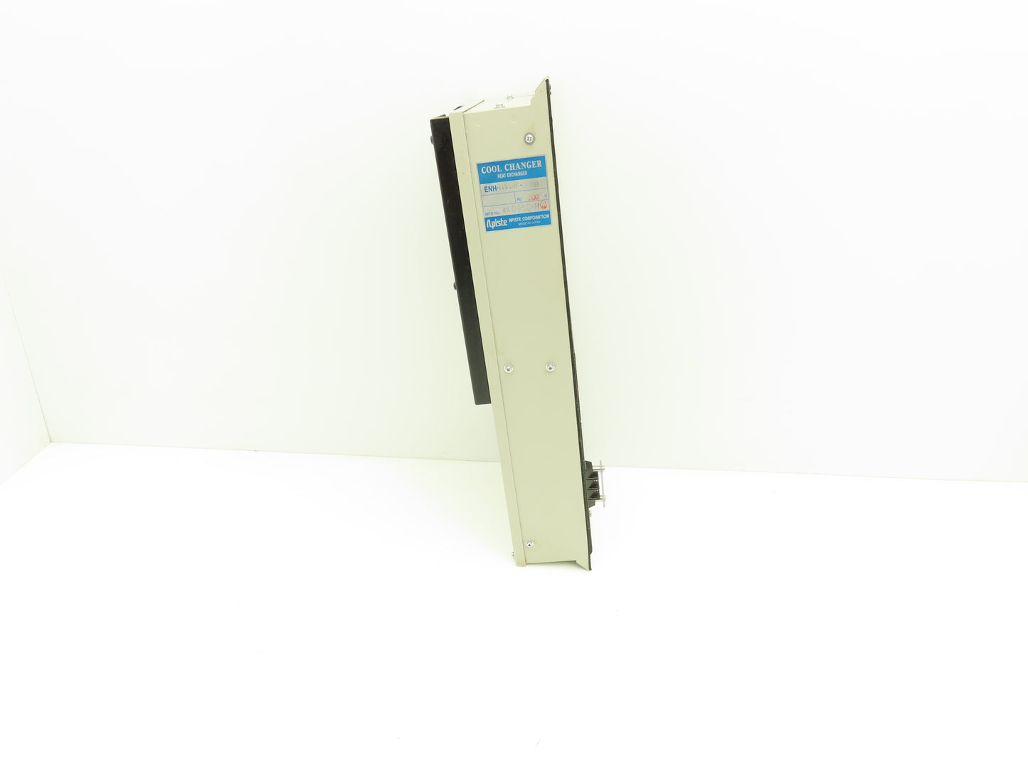 Apiste ENH-115L(R)-0-200 Enclosure Heat Exchanger 200V Cool Changer