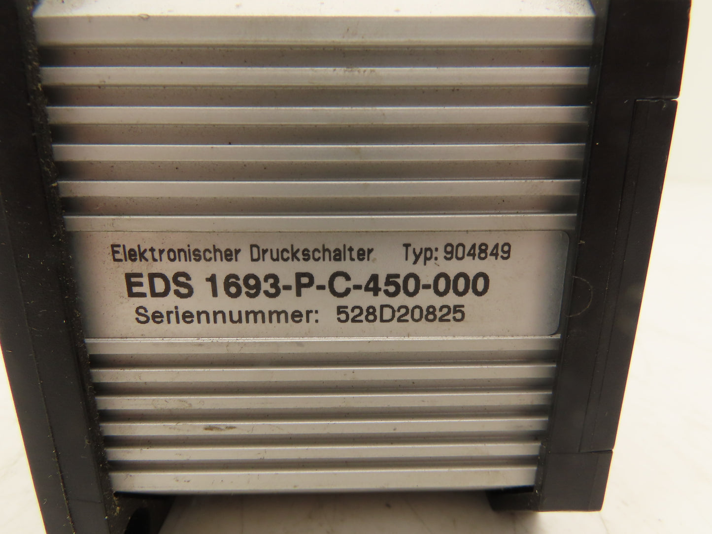 Hycon EDS 1600 Pressure Control Switch 6525PSI EDS 1693-P-C-450-000 Type 904849