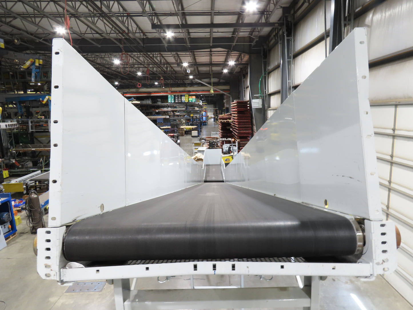 Hytrol HSSHD 37"x 50' Incline Belt Conveyor 7.5Hp 3PH Center Drive 120fpm 12' 6"