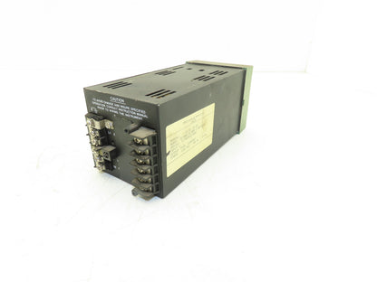 Honeywell DC3001-0-000-2-00-0111 Digital Temperature Controller 120VAC