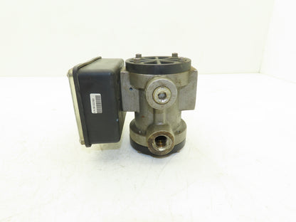 Universal Flow Monitors 002GM-4L-750V.9-A1NL-RG-.5U Flow Meter 1 GPM 1/2" NPT