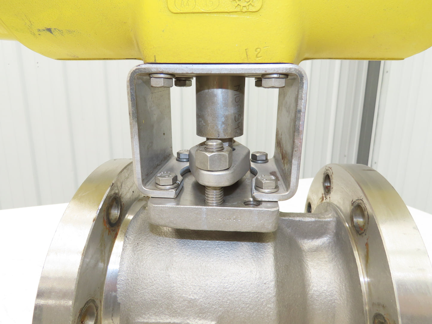 Velan 4-150 Stainless Ball Valve 4" Flanged w/Hytork 425 Pneumatic Actuator