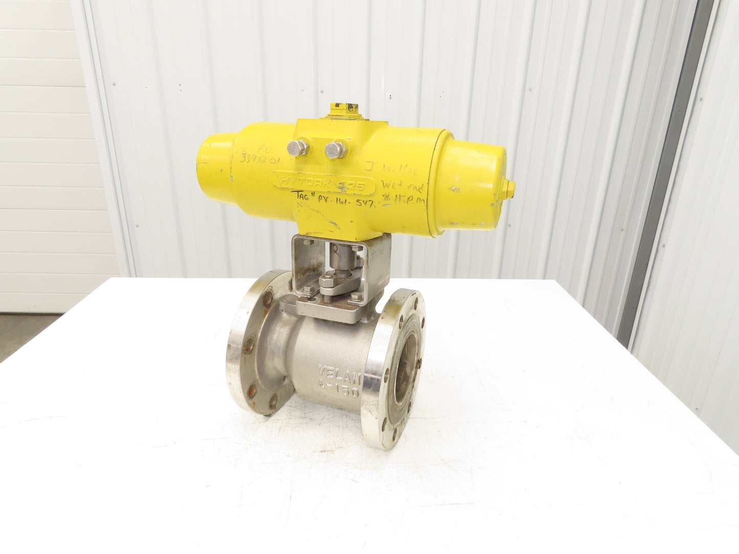 Velan 4-150 Stainless Ball Valve 4" Flanged w/Hytork 425 Pneumatic Actuator