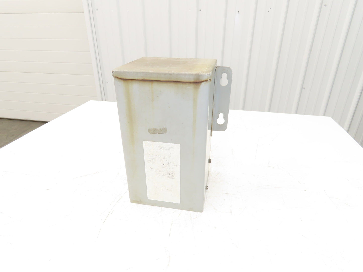 Hevi Duty HZ1500R Stepdown Power Transformer 1.5 KVA 1Ph HV 480V LV 240V